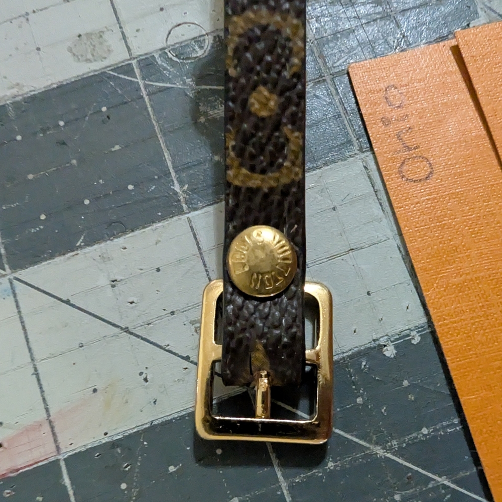 Upcycled Bracelet Made With Authentic Louis Vuitton Materials. - Picture 5 of 10